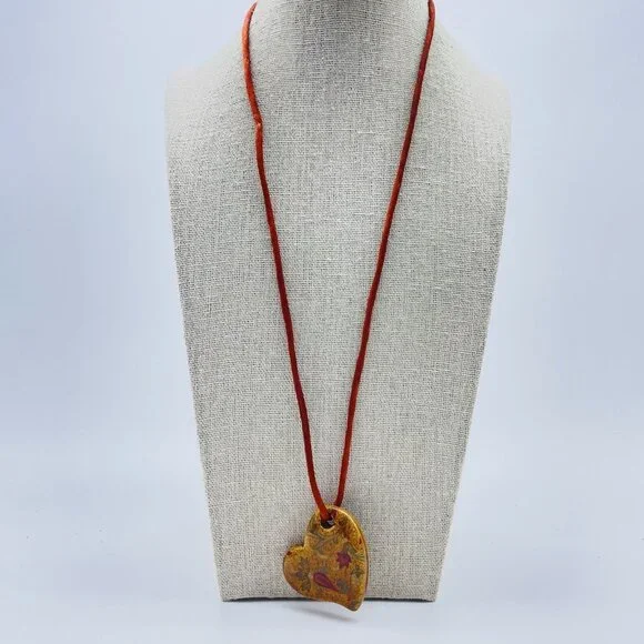 Artisan Heart Pendant Necklace Signed SC Natural Stone Cord Boho Southwest Style - Picture 8 of 8